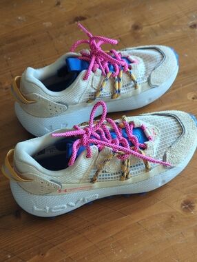 Under Armour Hovr Sneakers